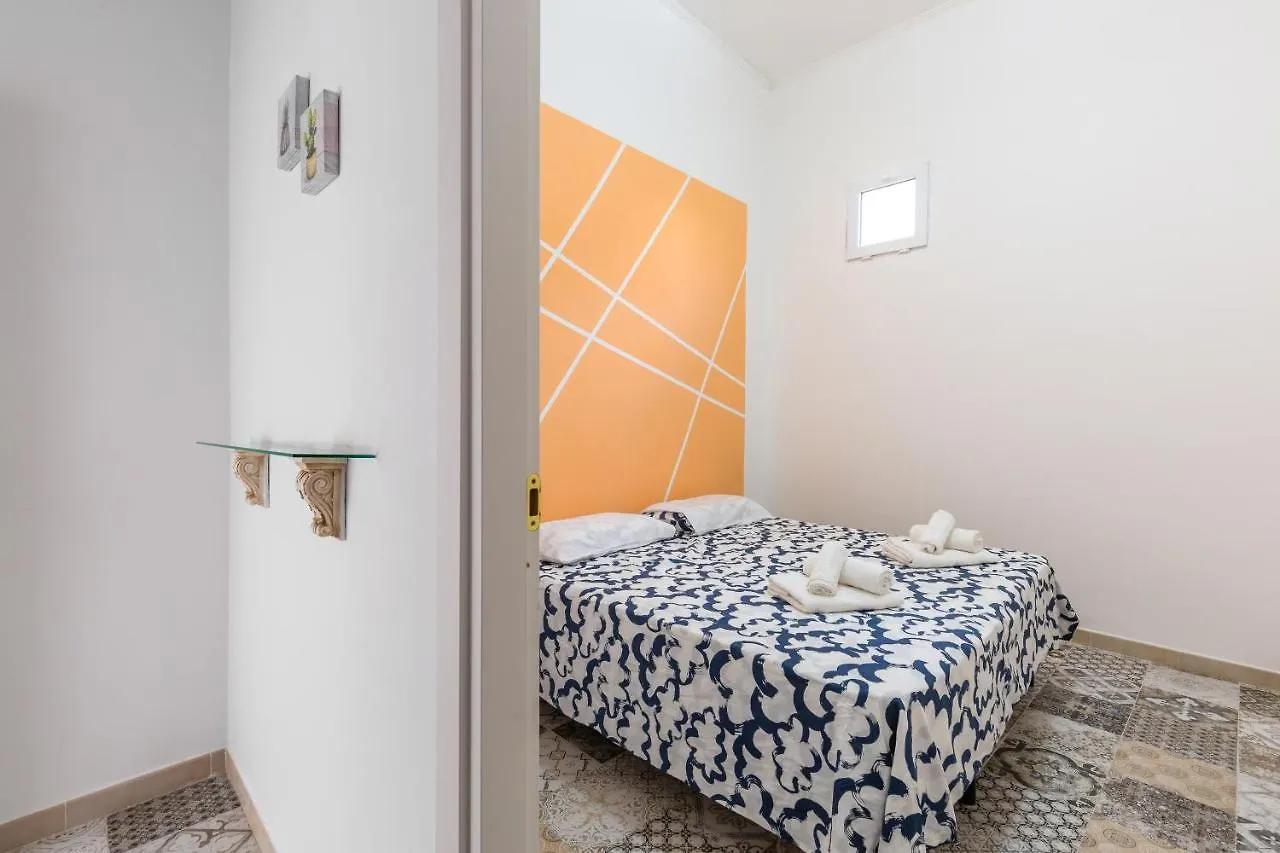 Stella Sirio Rooms Naples 0*,