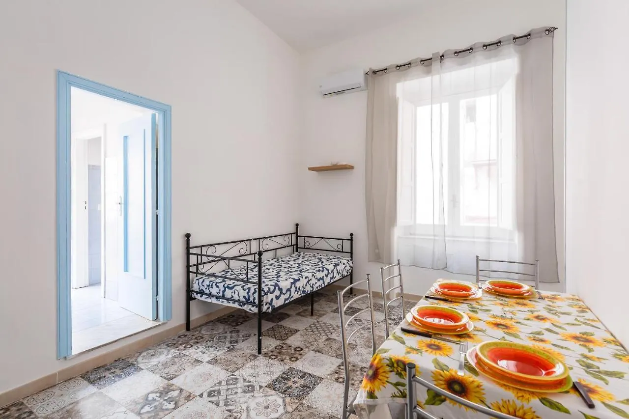Guest house Stella Sirio Rooms Naples Italy