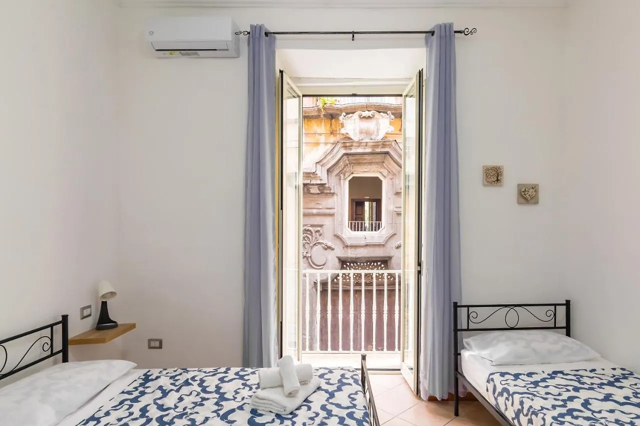 Stella Sirio Rooms Naples 0*,